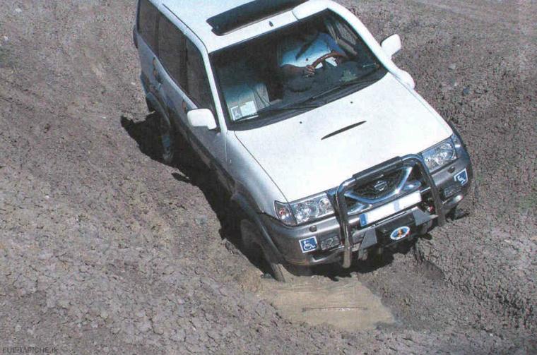 Terrano II 5 puertas 4x4